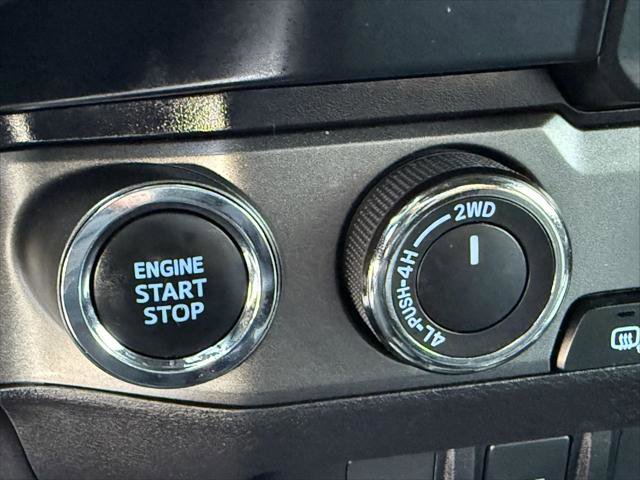 Certified 2023 Toyota Tacoma TRD Off-Road AWD/4WD image 21