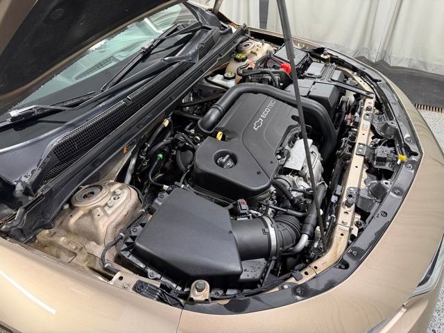 Used 2018 Chevrolet Malibu LT FWD image 22