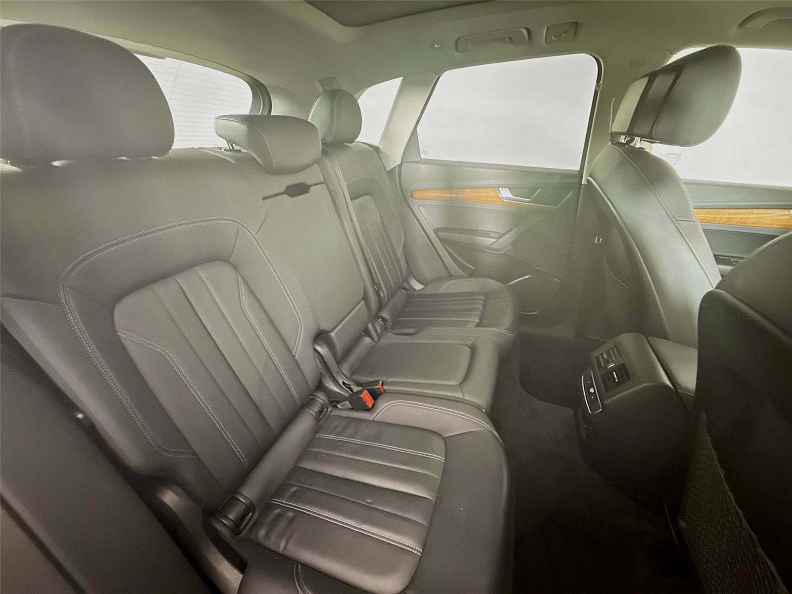 Used 2021 Audi Q5 Premium w/ Convenience Package image 21