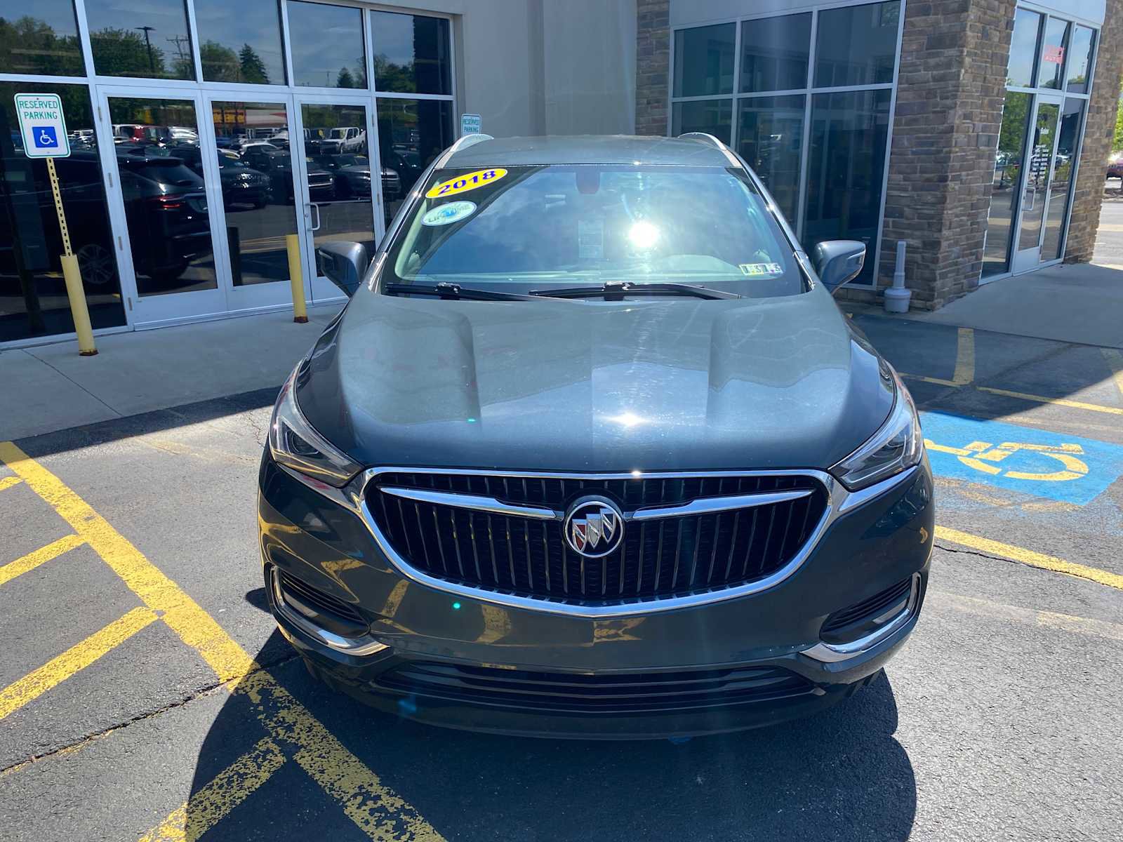 Used 2018 Buick Enclave Essence AWD/4WD image 13