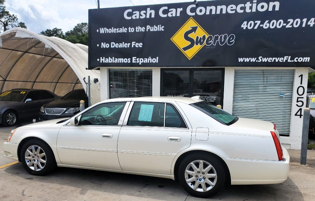 Used 2011 Cadillac DTS Premium FWD image 8