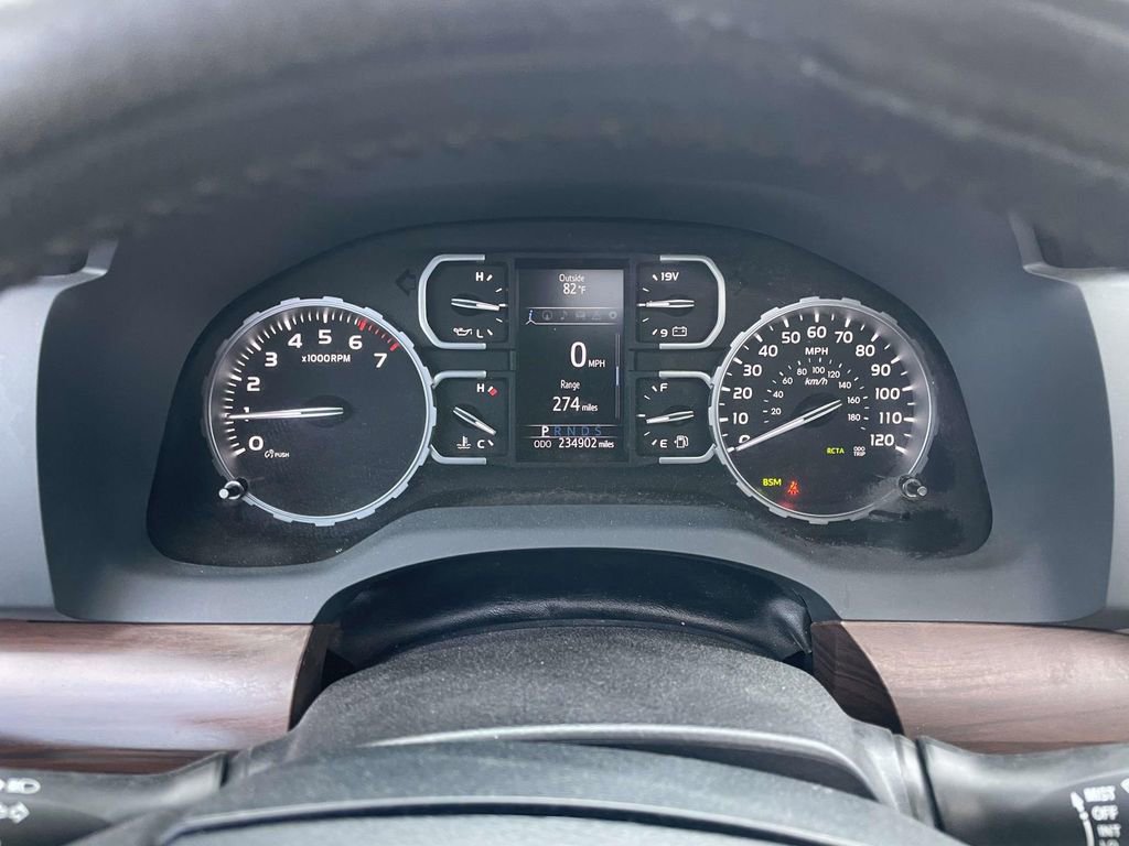 Used 2018 Toyota Tundra Limited w/ Limited Premium Package image 37