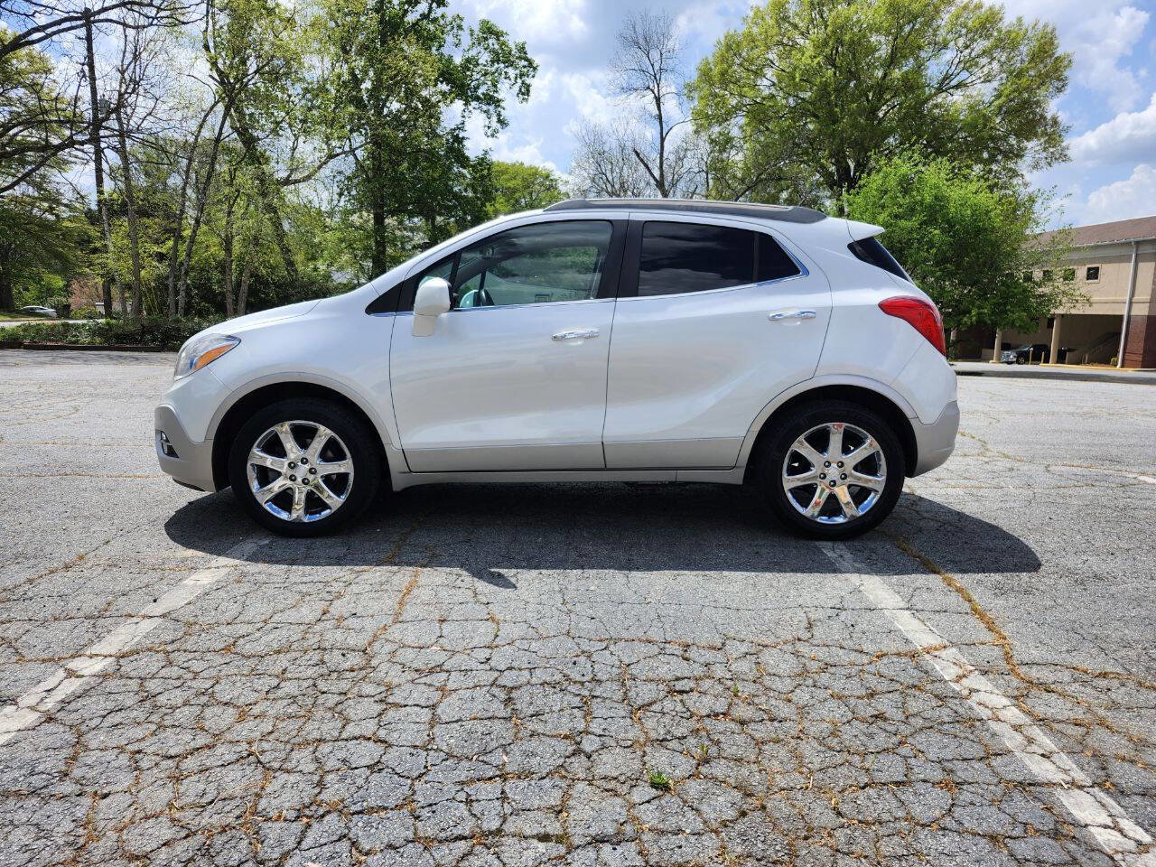 Used 2013 Buick Encore Premium image 19