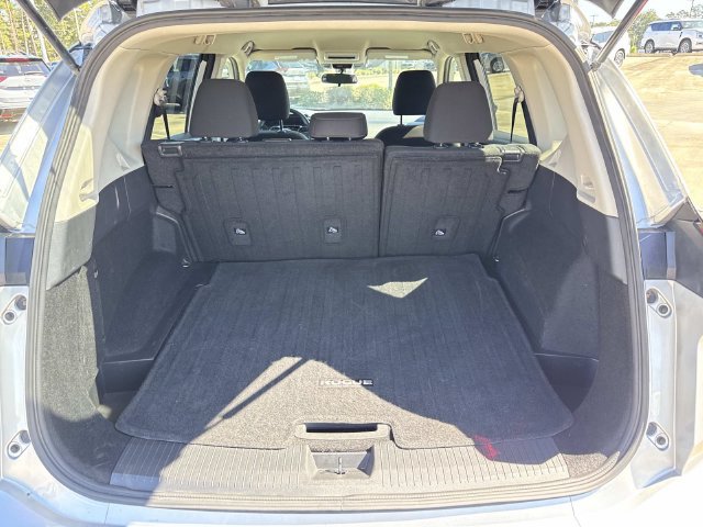 Used 2024 Nissan Rogue S AWD/4WD image 12