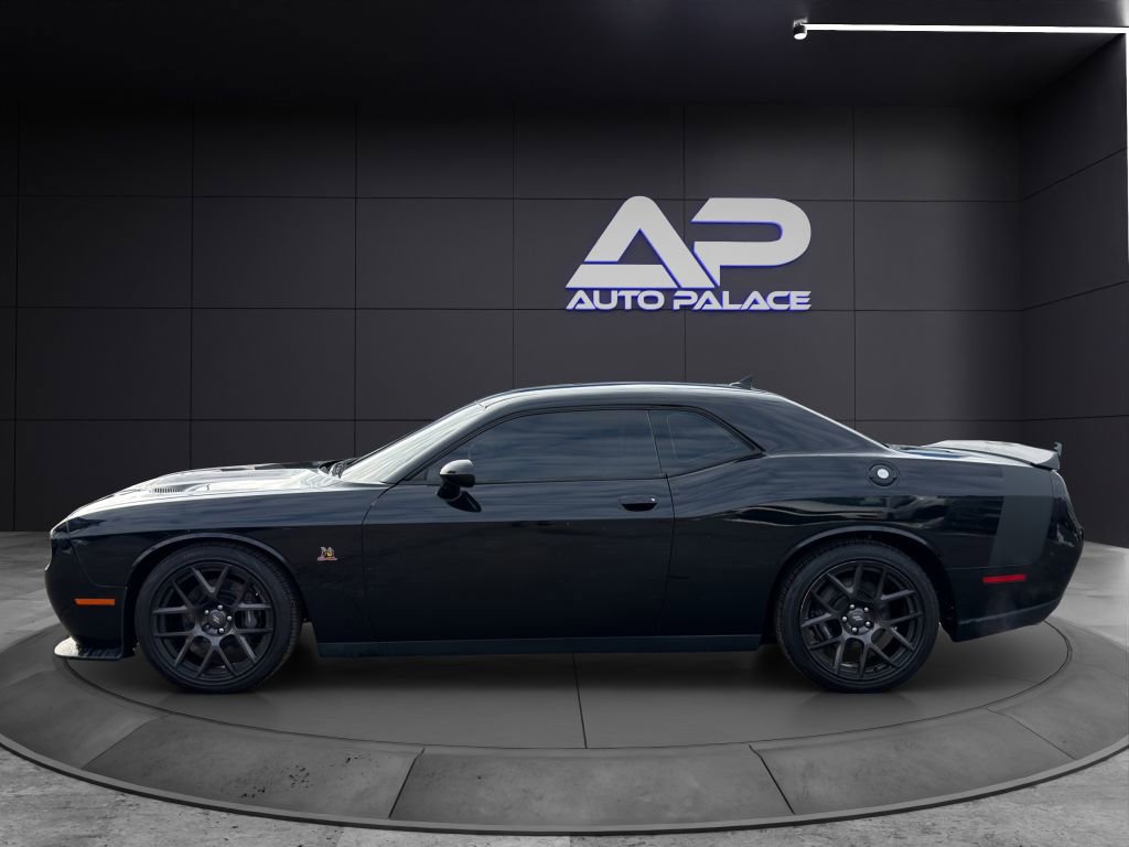 Used 2017 Dodge Challenger R/T Scat Pack w/ Leather Interior Group image 7