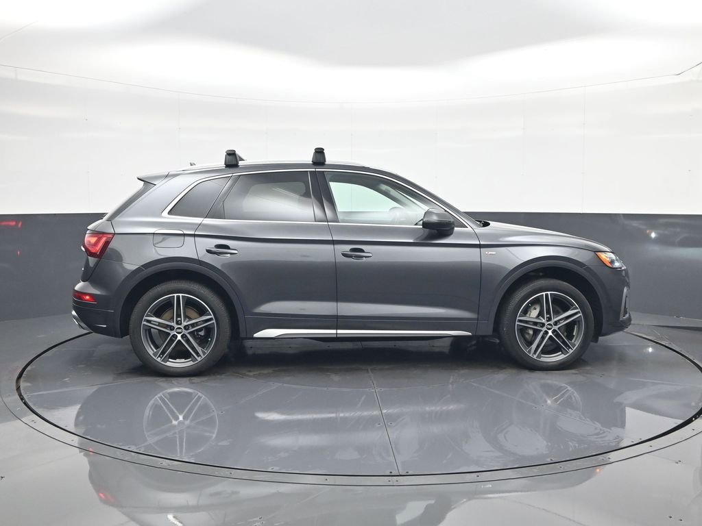 Used 2021 Audi Q5 e Premium Plus w/ Premium Plus Package image 8