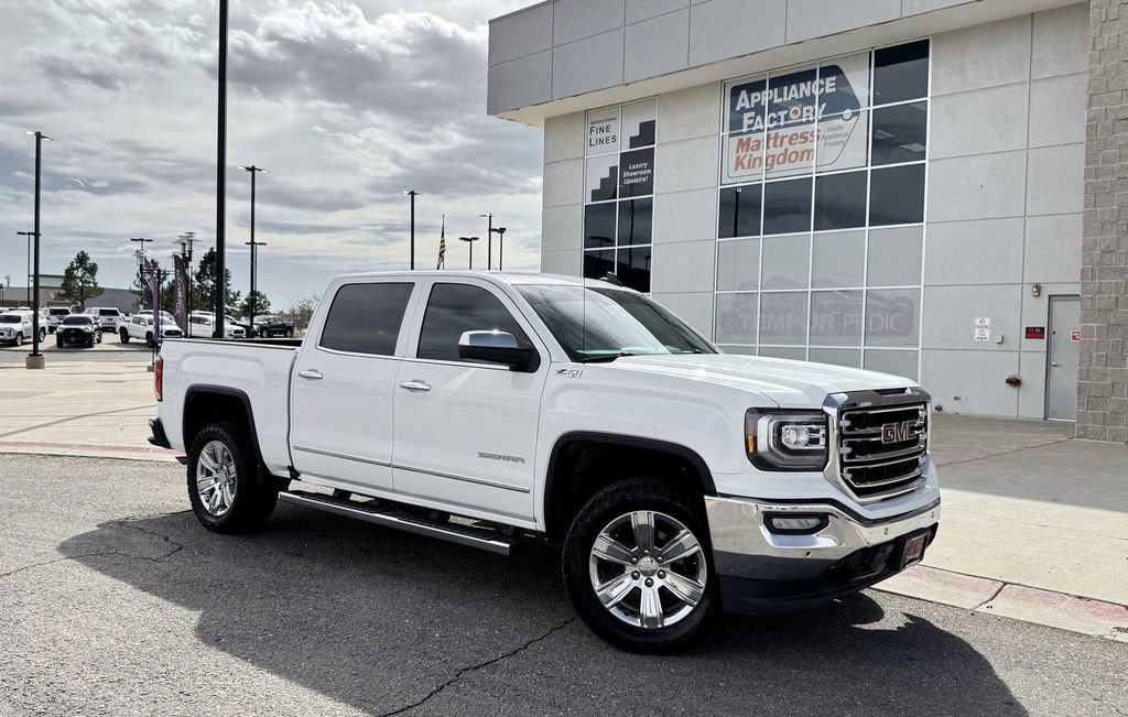 Used 2018 GMC Sierra 1500 SLT image 2