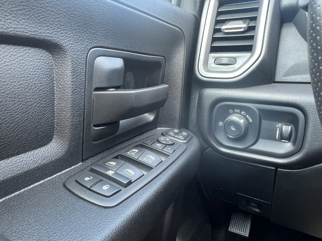 Used 2024 RAM 2500 Tradesman w/ Chrome Appearance Group AWD/4WD image 20