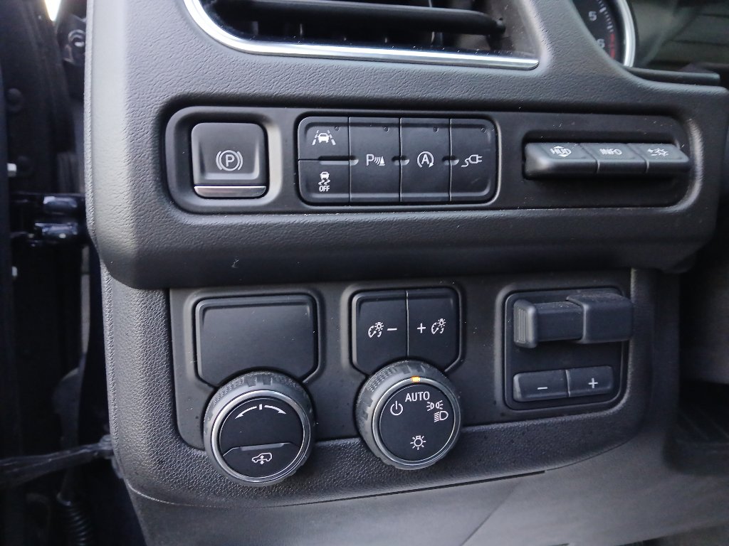 Used 2021 Chevrolet Tahoe High Country image 37