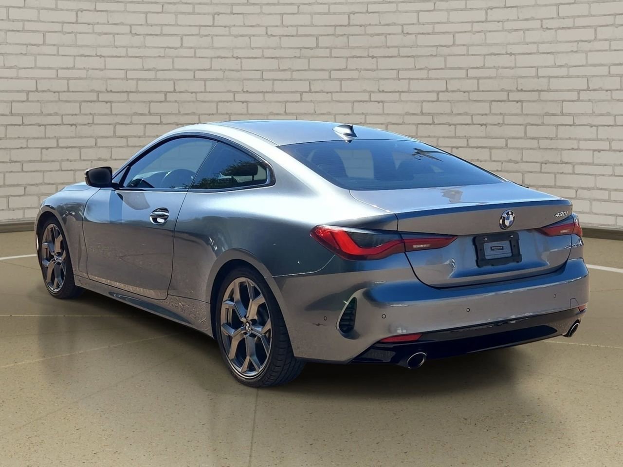 Used 2021 BMW 430i Coupe w/ Parking Assistance Package RWD image 7