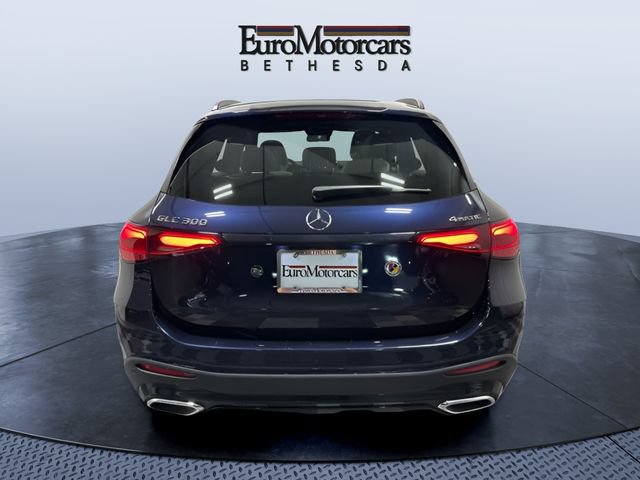 Used 2023 Mercedes-Benz GLC 300 4MATIC image 4