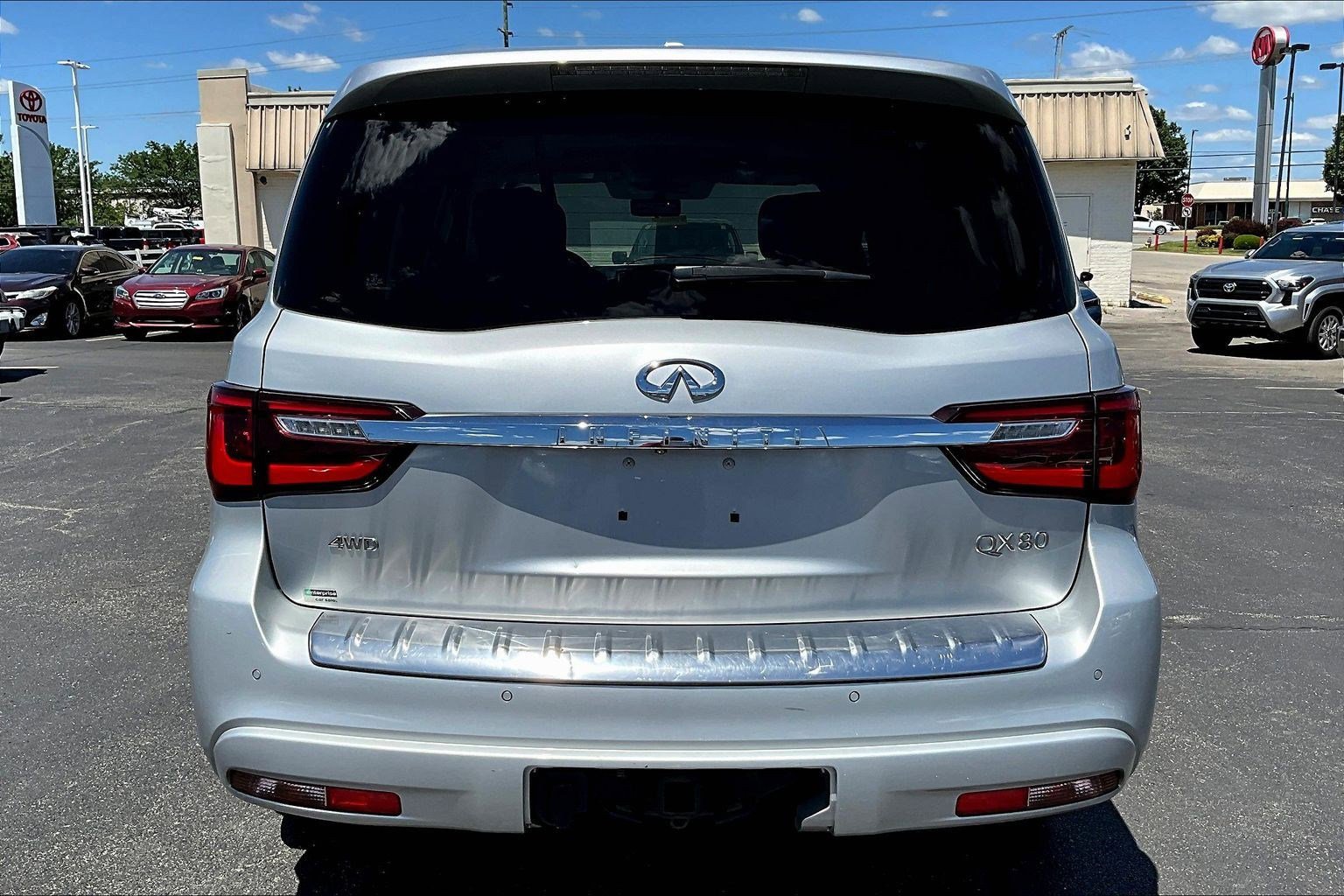 Used 2020 INFINITI QX80 Luxe w/ Proassist Package AWD/4WD image 5