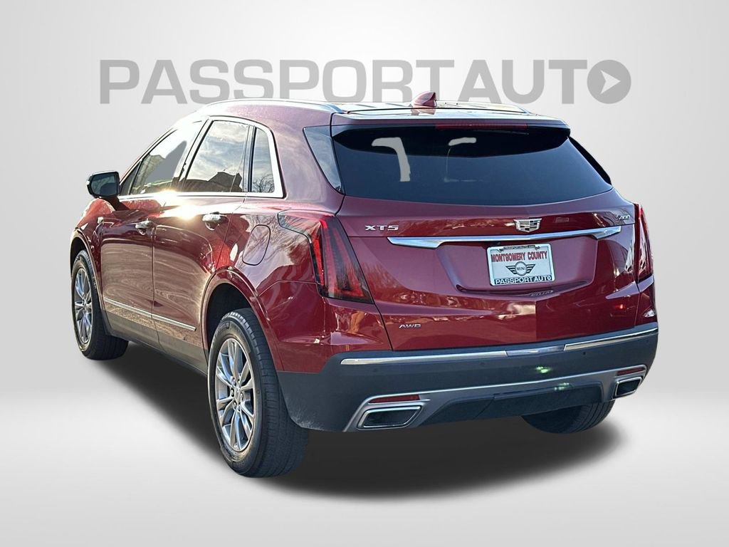 Used 2023 Cadillac XT5 Premium Luxury image 2