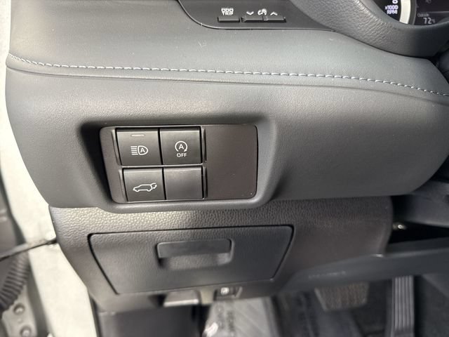 Used 2024 Toyota Highlander XSE AWD/4WD image 14