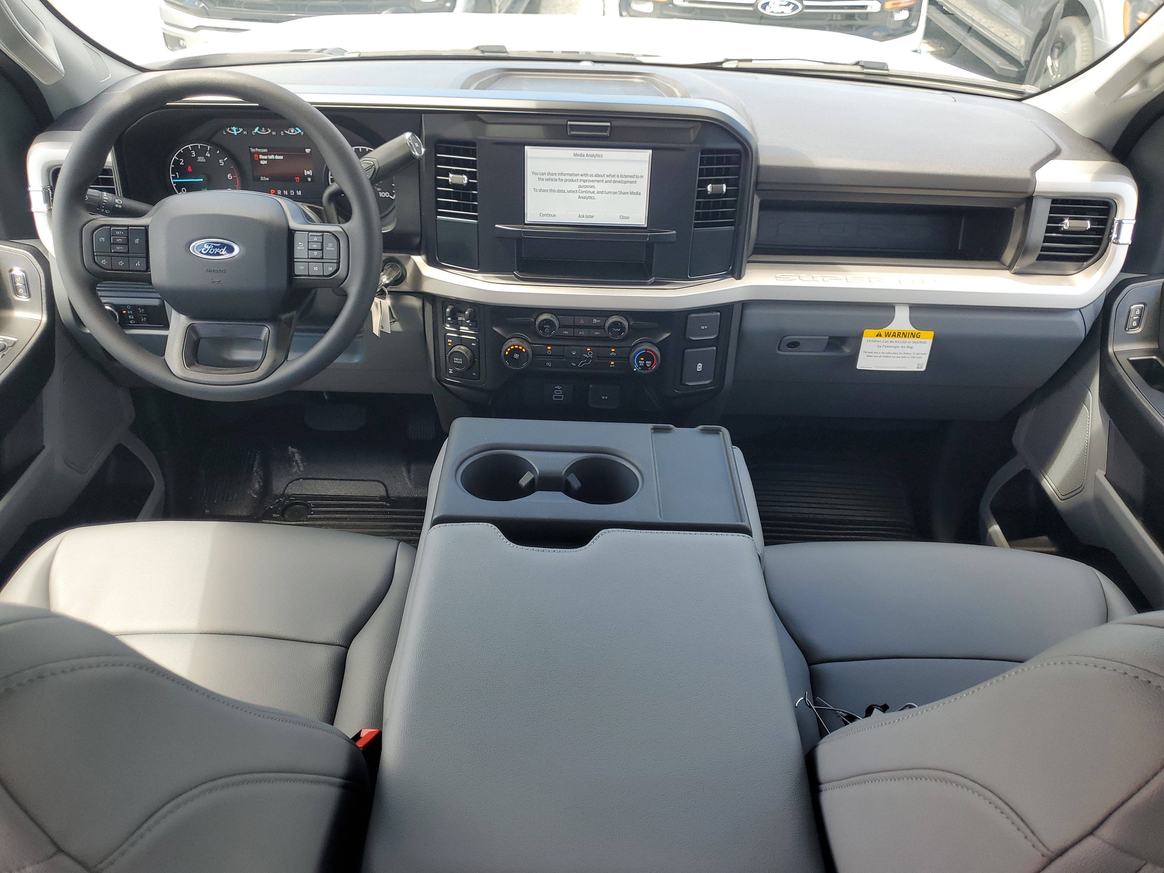 New 2026 Ford F250 XL w/ XL Chrome Package image 12