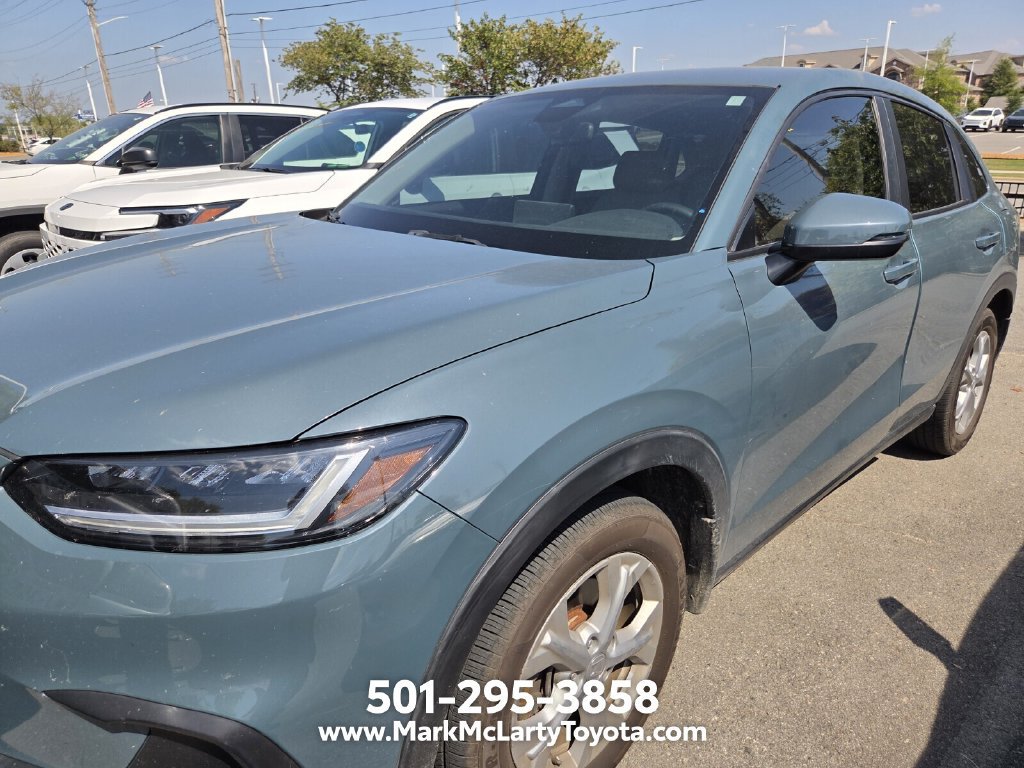 Used 2025 Honda HR-V LX image 9
