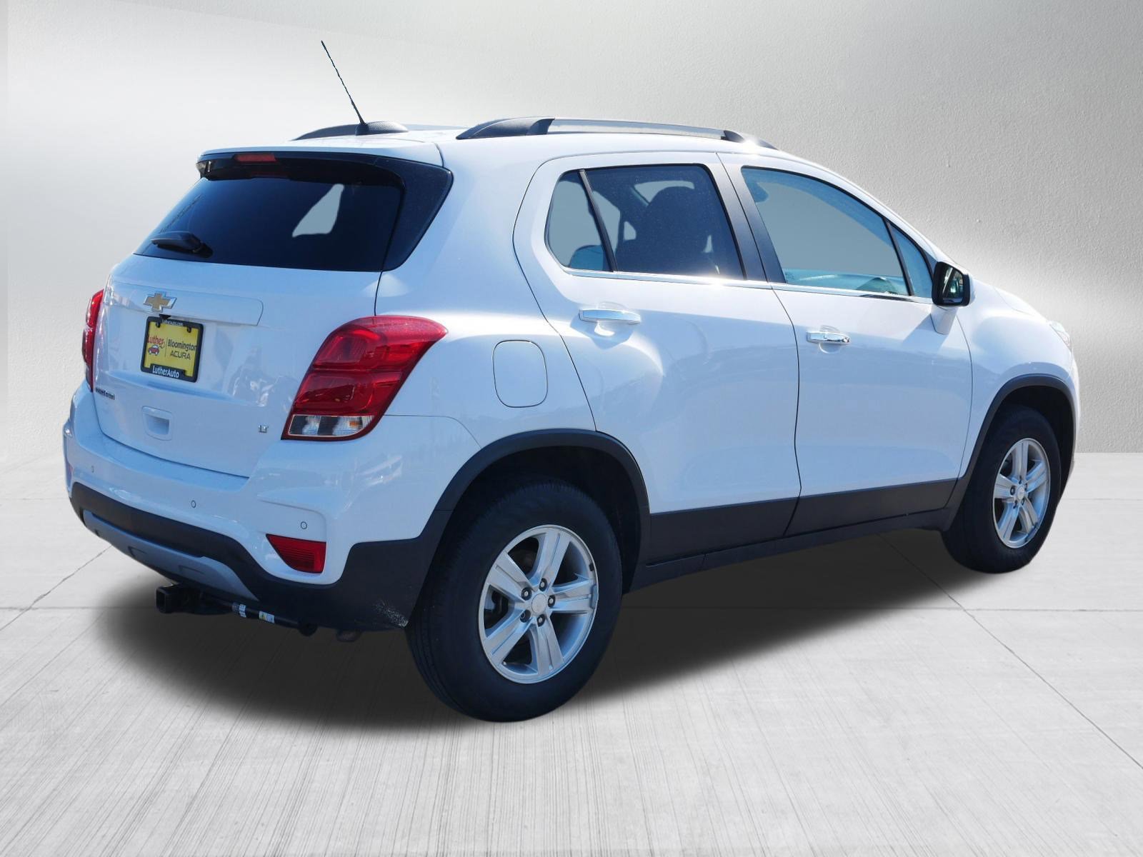 Used 2020 Chevrolet Trax LT w/ Driver Confidence Package AWD/4WD image 3