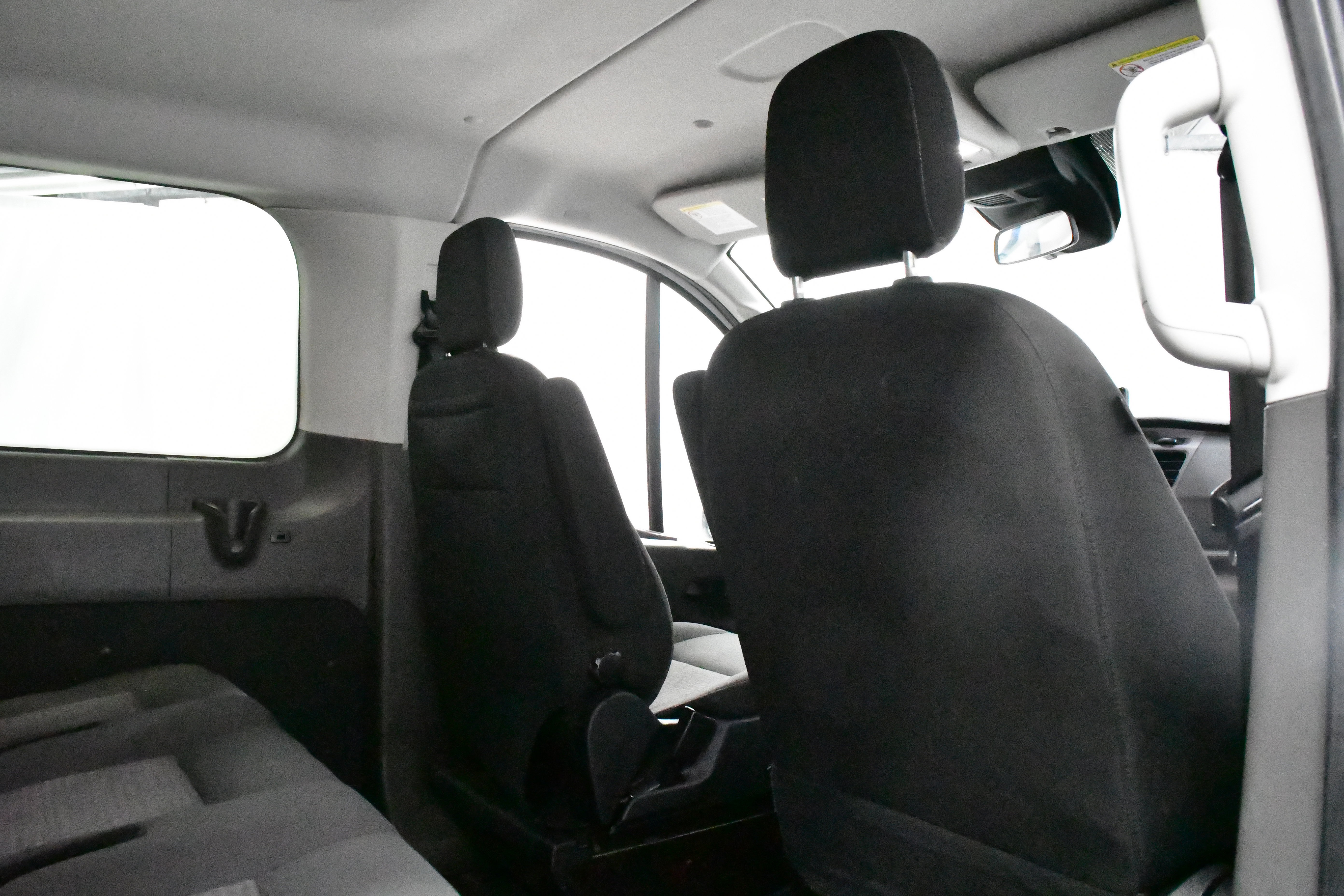 Used 2023 Ford Transit 350 XLT image 22