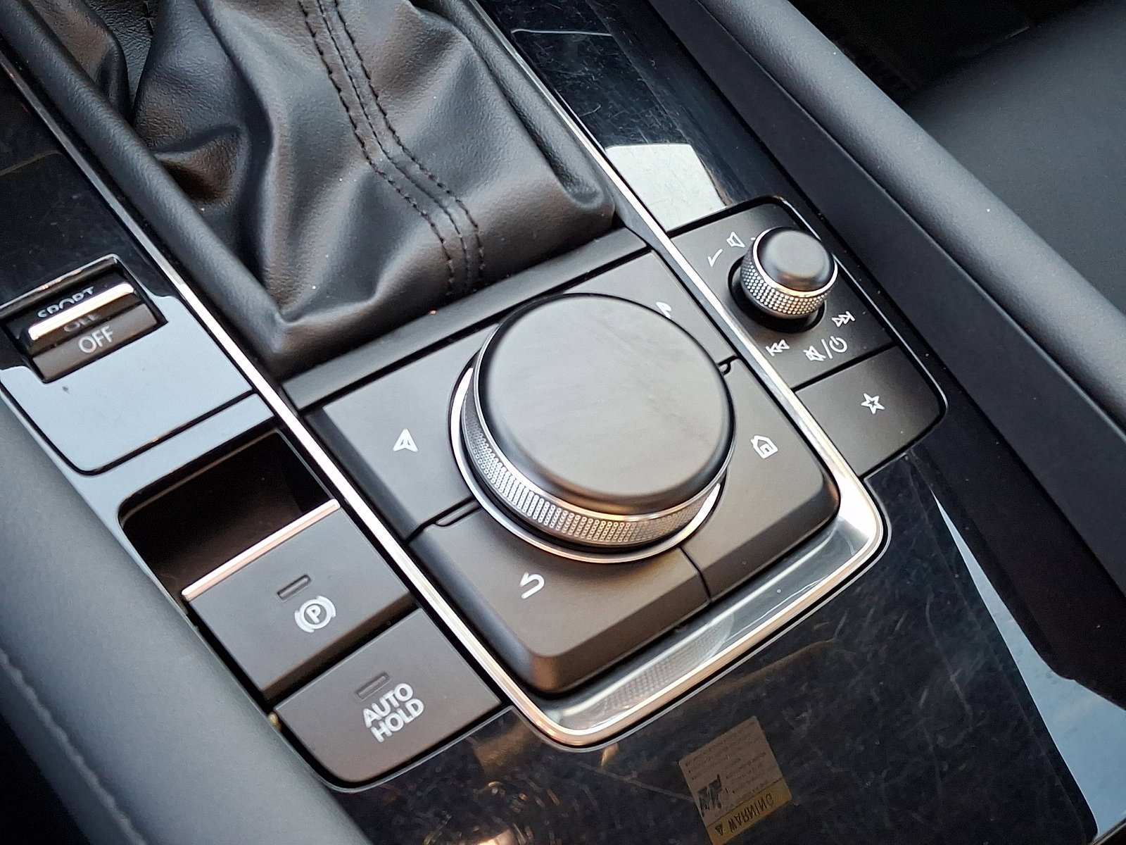 Used 2021 MAZDA MAZDA3 s image 18