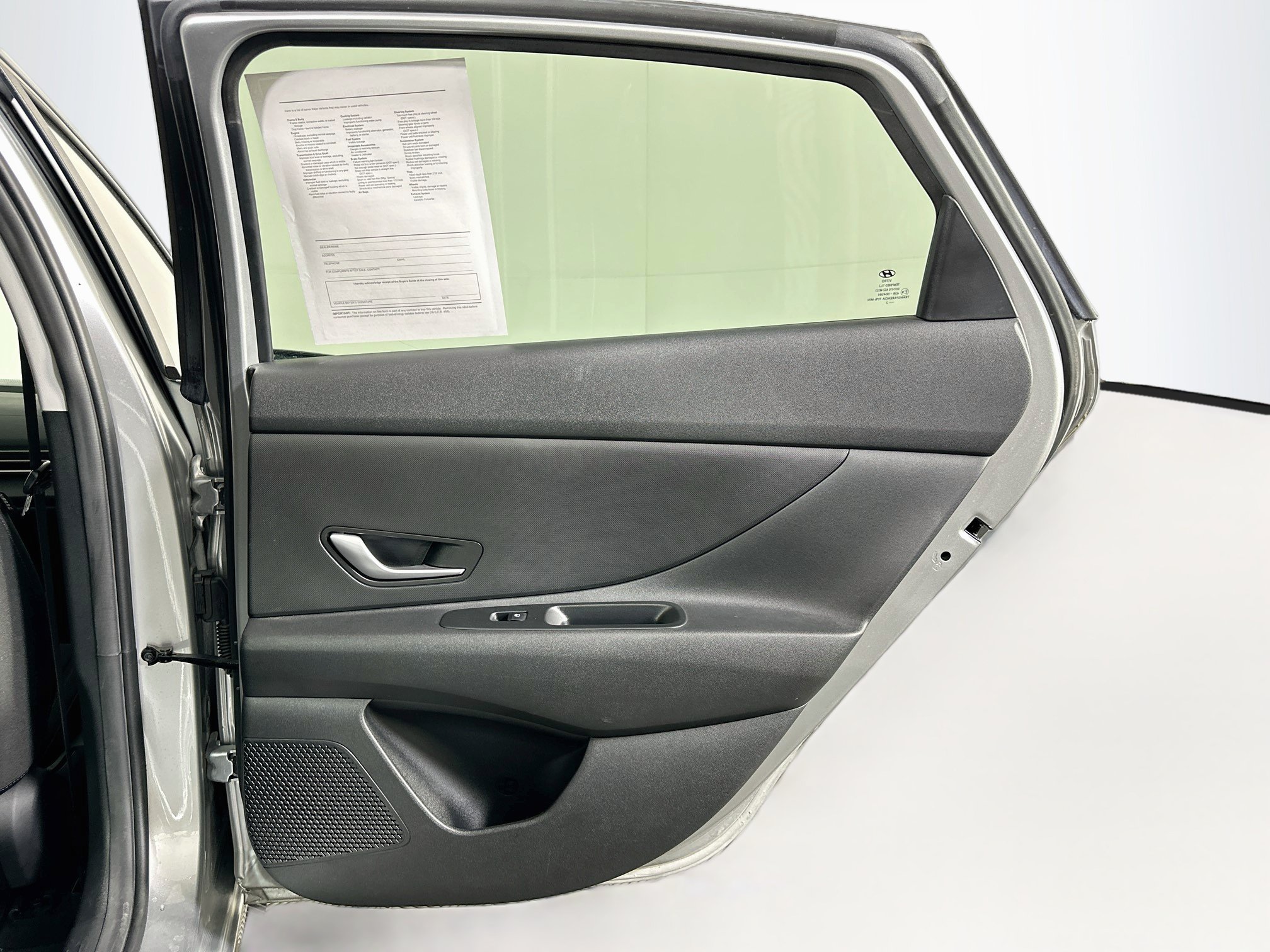 Used 2022 Hyundai Elantra SEL FWD image 30