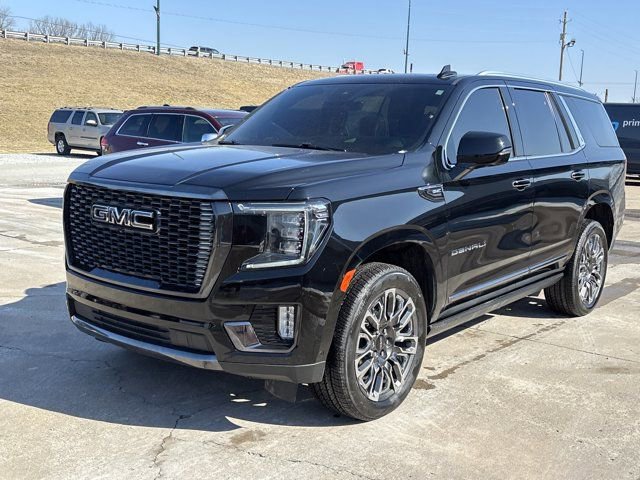Used 2023 GMC Yukon Denali Ultimate image 10