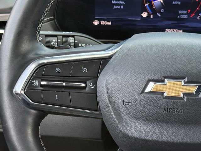 Used 2024 Chevrolet Traverse LS FWD image 15