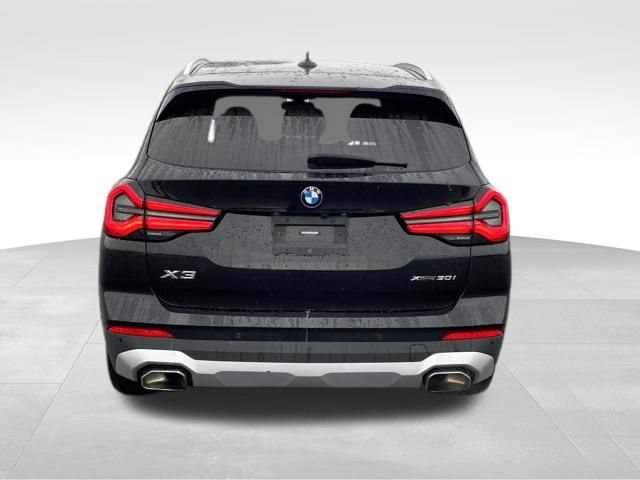 Used 2022 BMW X3 xDrive30i AWD/4WD image 4