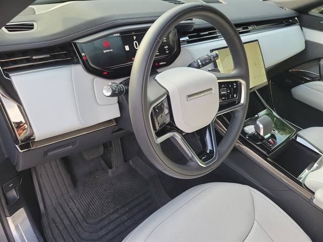 Used 2025 Land Rover Range Rover Sport SE AWD/4WD image 56