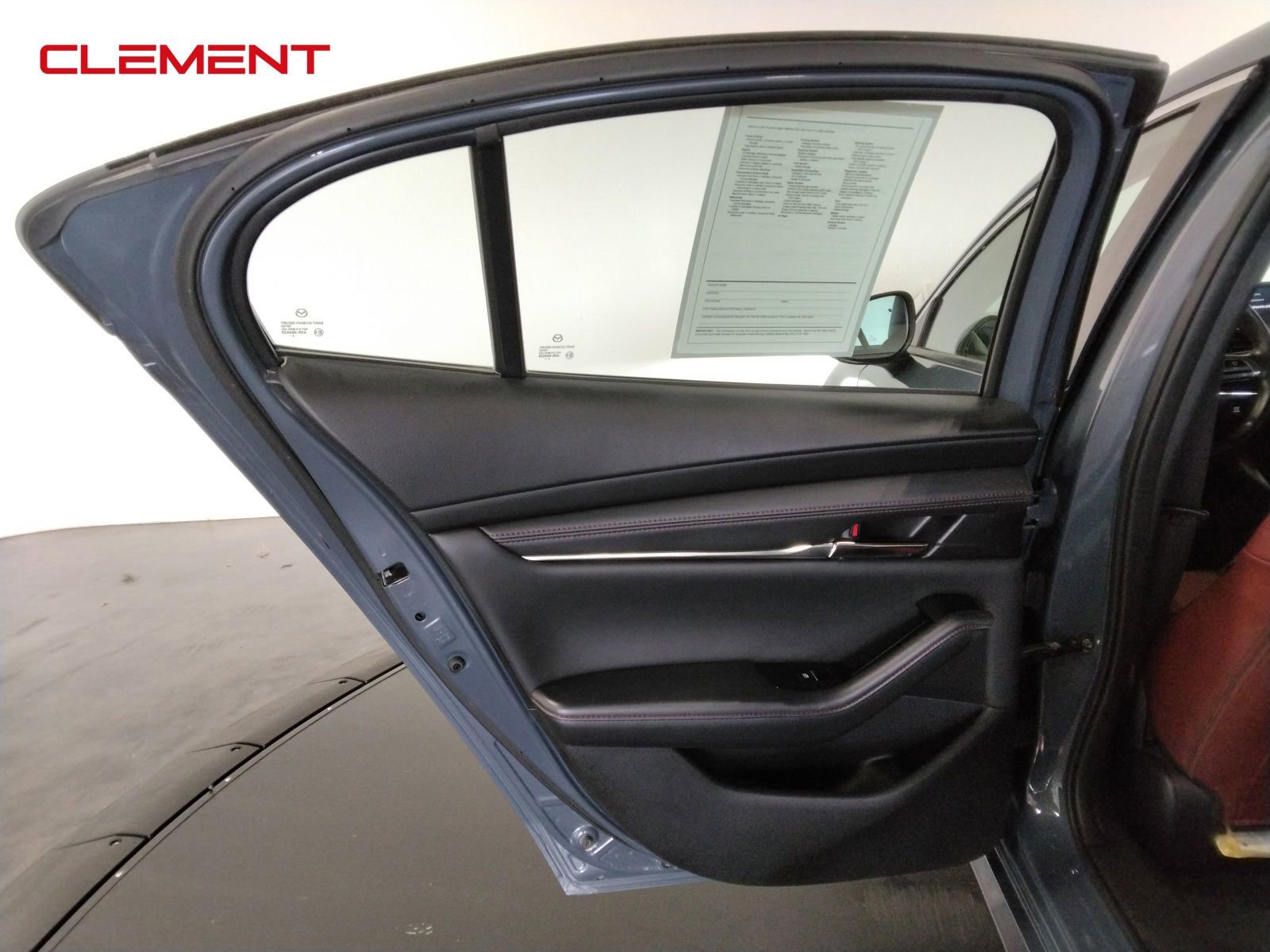 Used 2024 MAZDA MAZDA3 s image 27