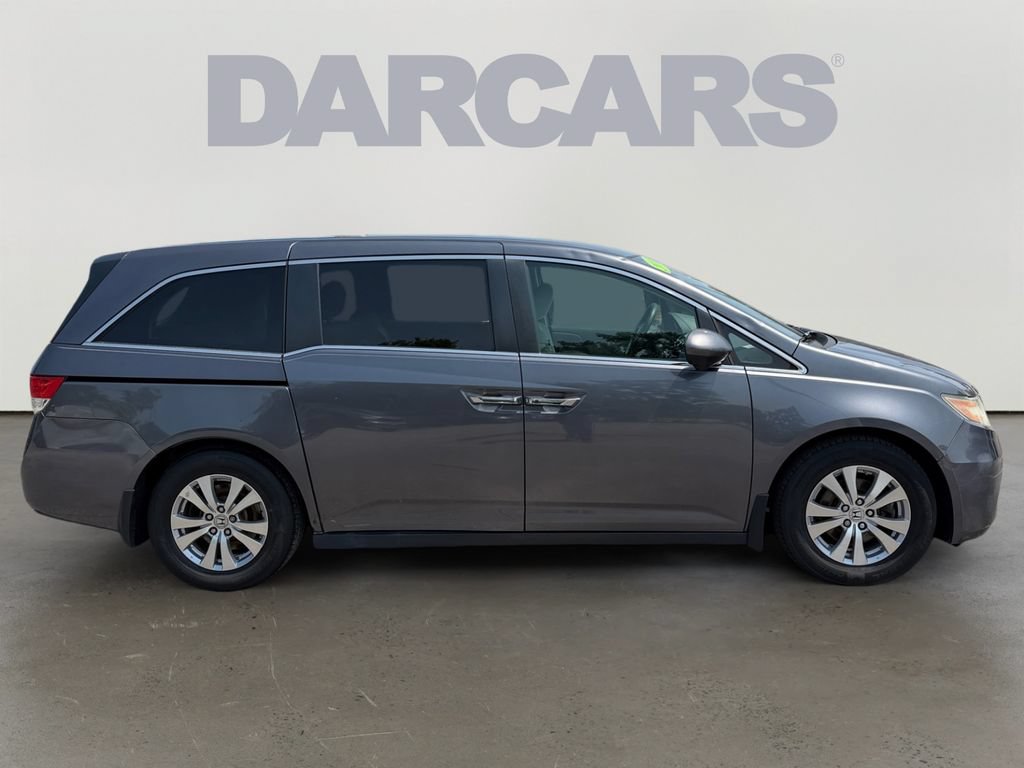 Used 2016 Honda Odyssey SE image 8