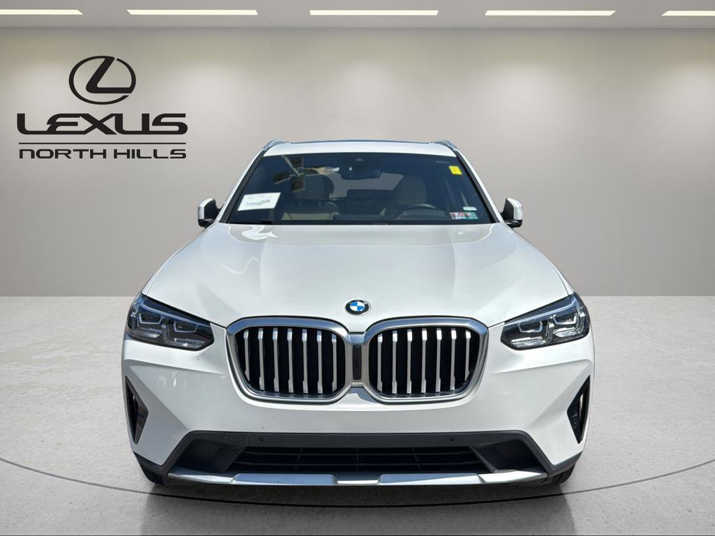 Used 2022 BMW X3 xDrive30i w/ Convenience Package AWD/4WD image 2