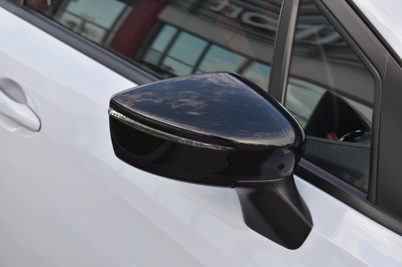 Used 2023 Nissan Versa SR w/ Trunk Package FWD image 16