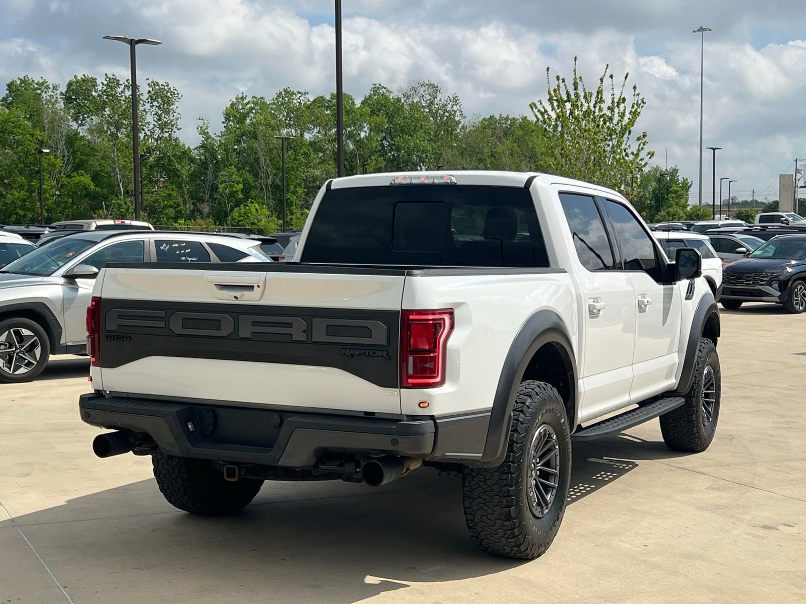 Used 2020 Ford F150 Raptor w/ Equipment Group 802A Luxury AWD/4WD image 12