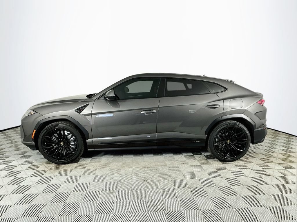 Used 2025 Lamborghini Urus SE AWD/4WD image 4
