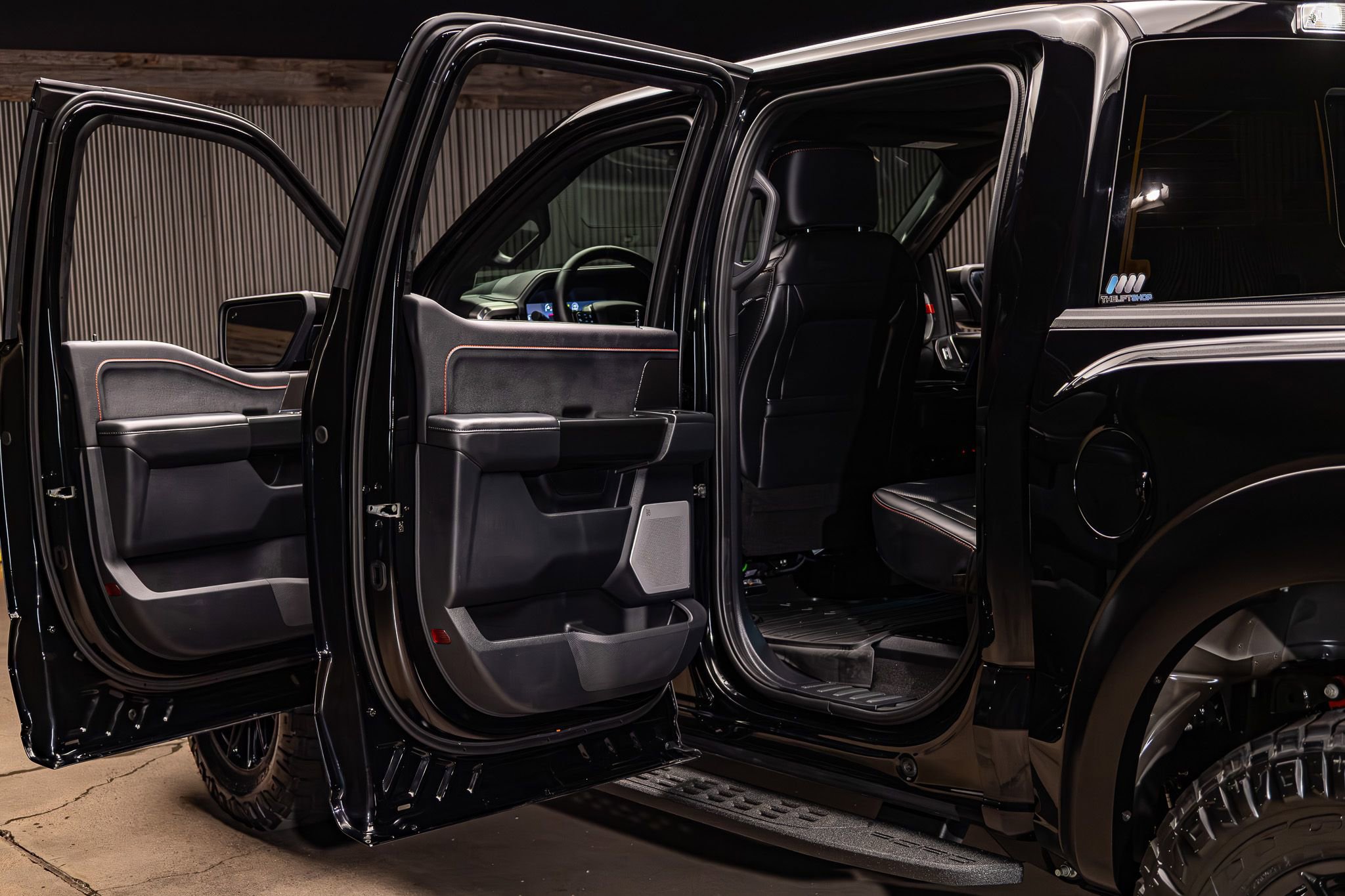 Used 2025 Ford F150 Raptor image 29