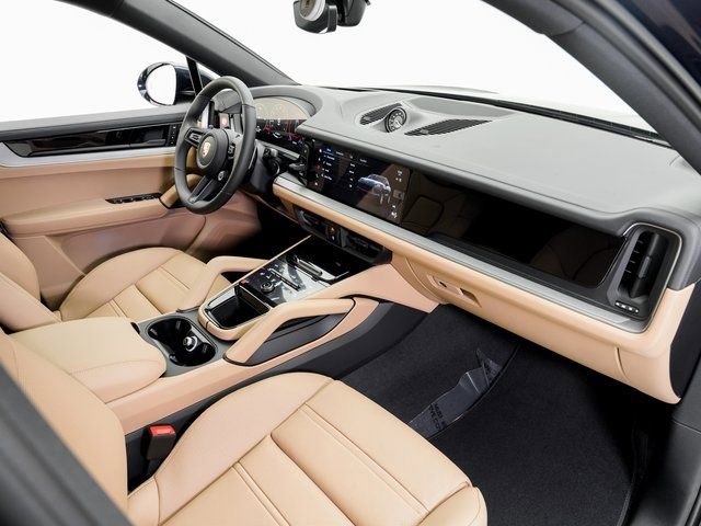 New 2026 Porsche Cayenne Coupe image 23