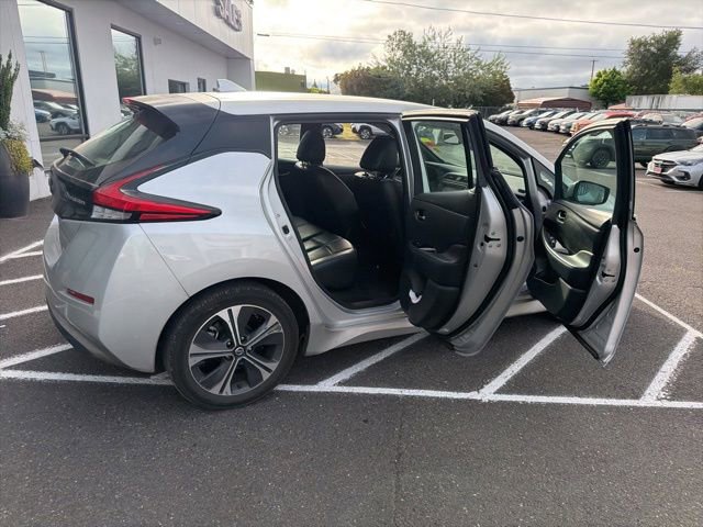 Used 2019 Nissan Leaf SL FWD image 11