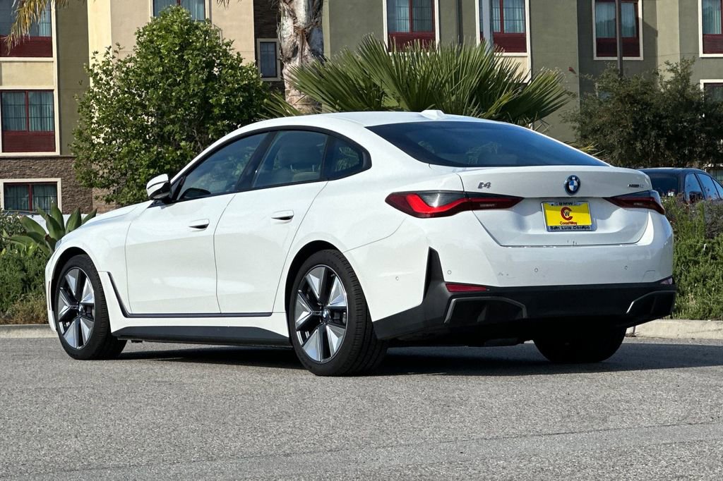 Used 2023 BMW i4 eDrive40 w/ Premium Package image 5