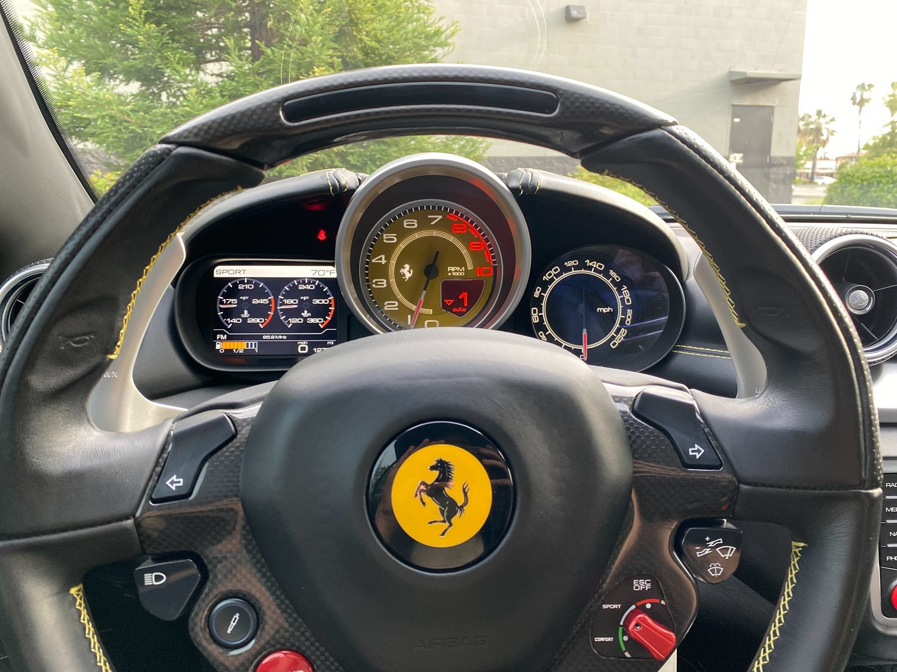 Used 2016 Ferrari California T RWD image 34
