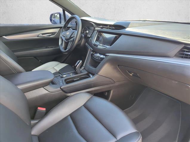 Used 2025 Cadillac XT5 Luxury image 23