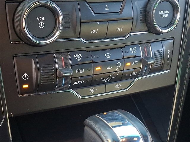 Used 2017 Ford Explorer XLT w/ Equipment Group 201A image 15