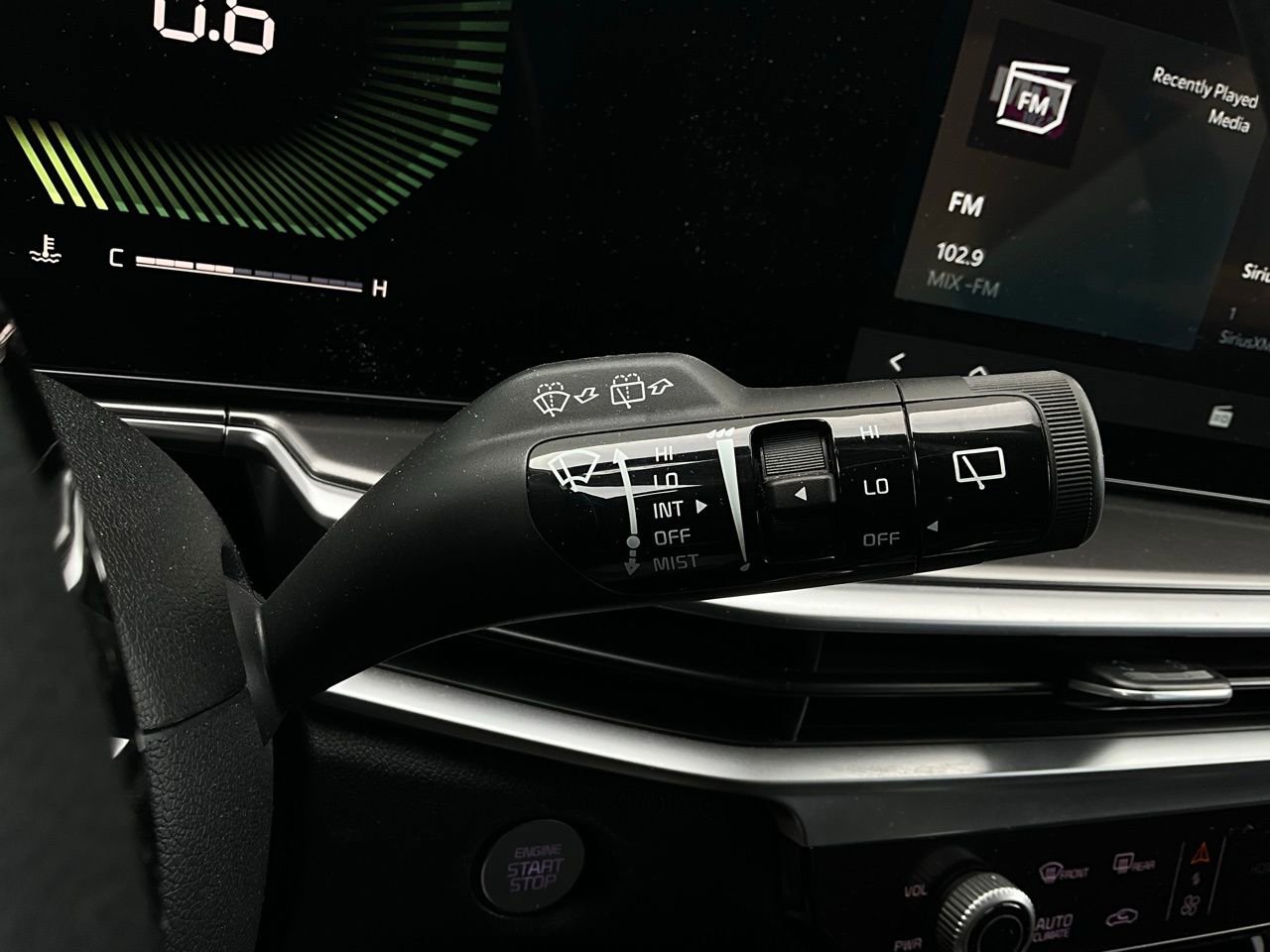 Used 2024 Kia Sorento S image 39