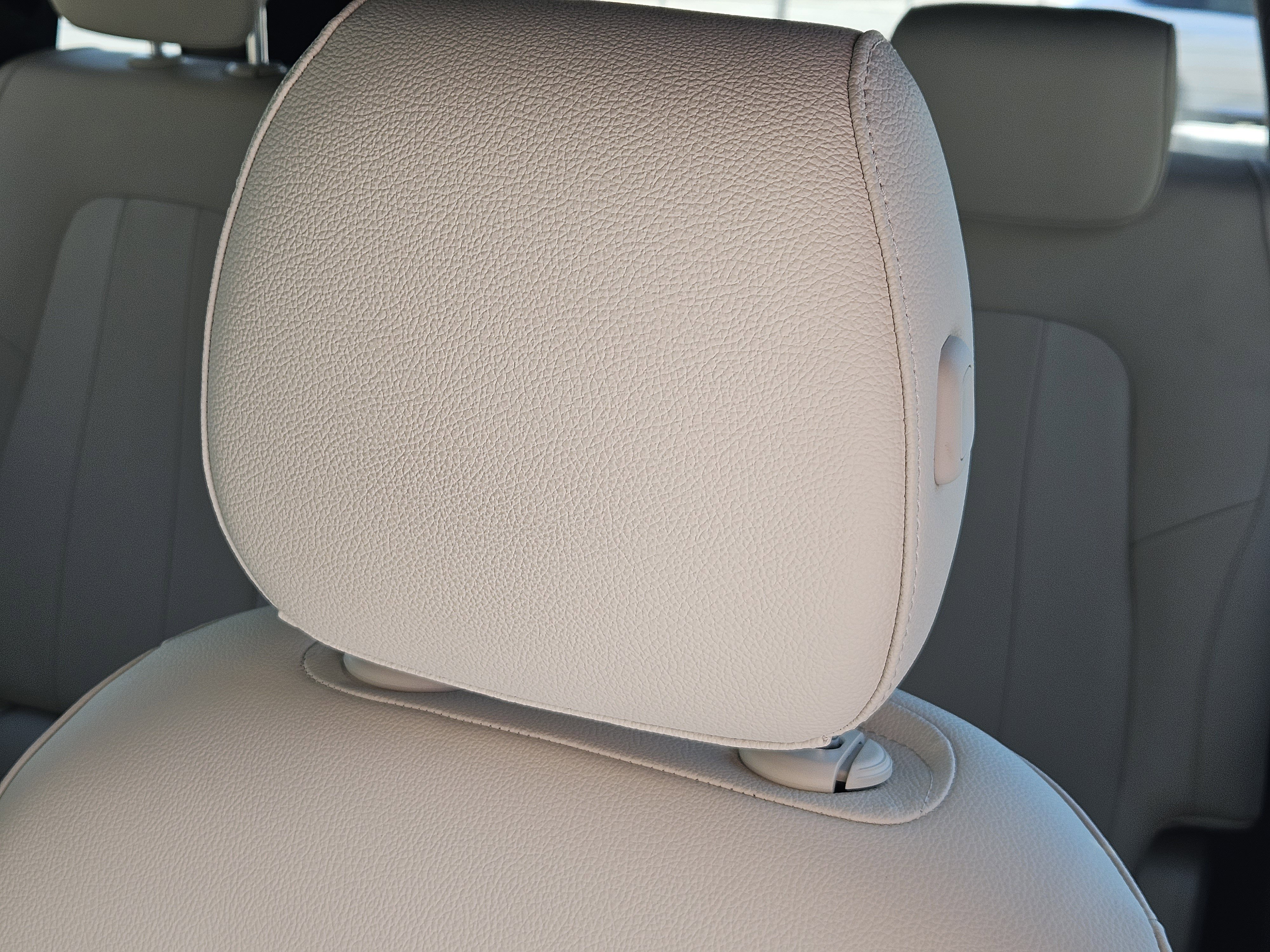 Certified 2023 Mercedes-Benz EQB 350 4MATIC SUV image 16