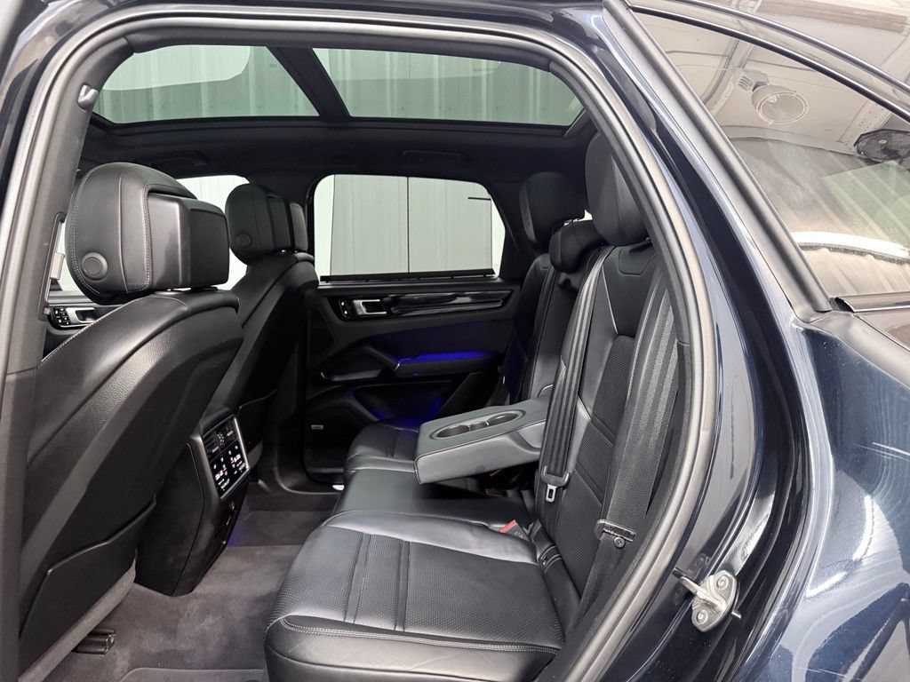 Used 2019 Porsche Cayenne S AWD/4WD image 28