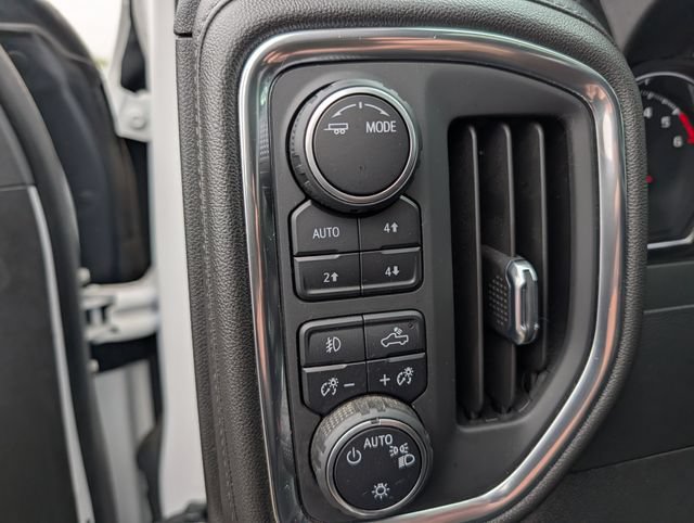 Used 2022 Chevrolet Silverado 1500 RST AWD/4WD image 22