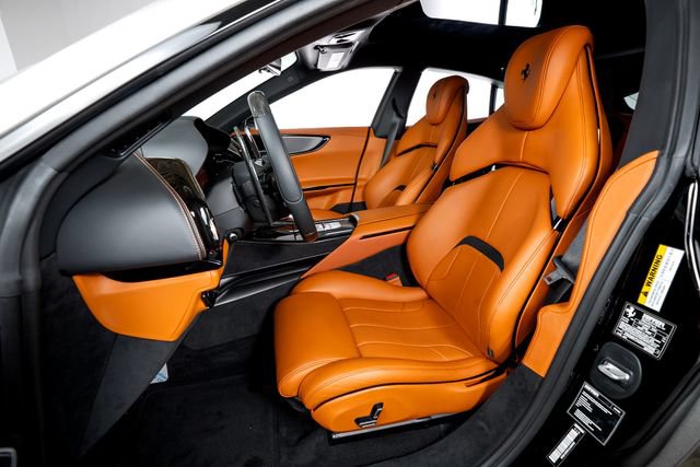 Certified 2025 Ferrari Purosangue AWD/4WD image 4
