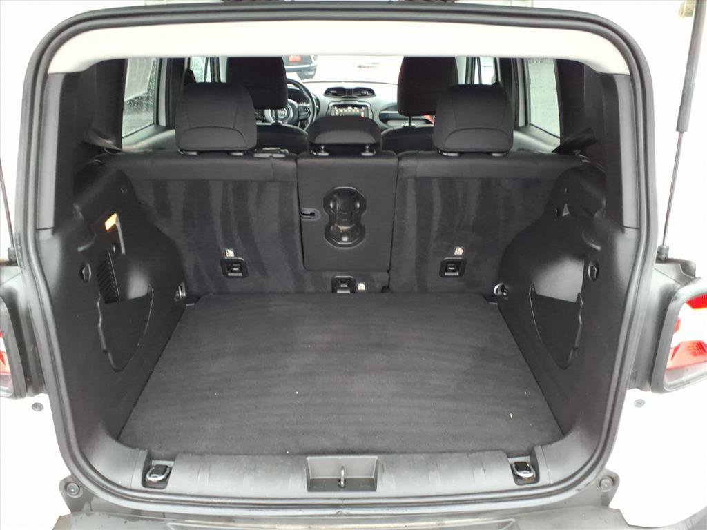 Used 2022 Jeep Renegade Trailhawk w/ Trailer Tow Group image 20