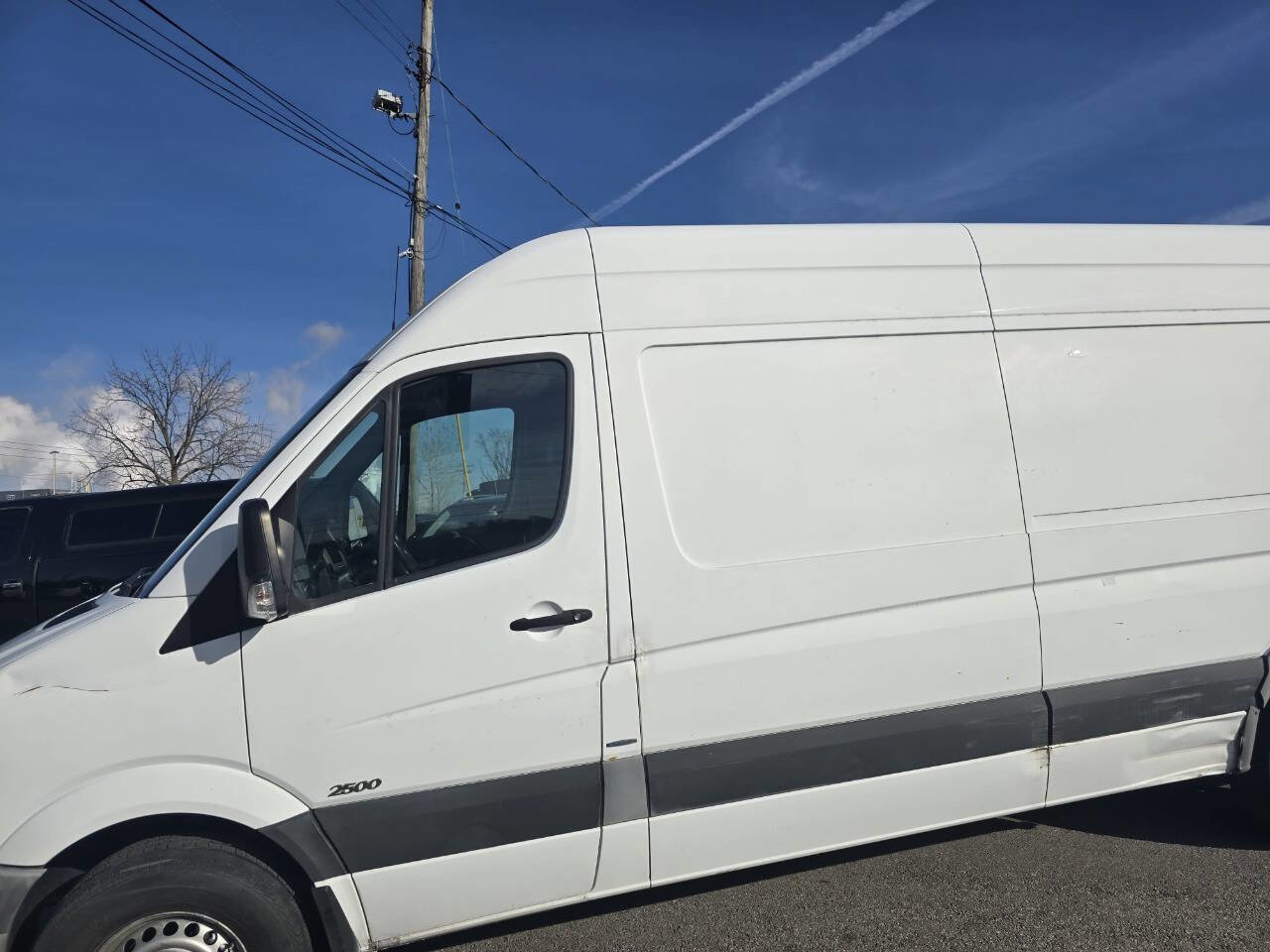 Used 2012 Mercedes-Benz Sprinter 2500 image 39