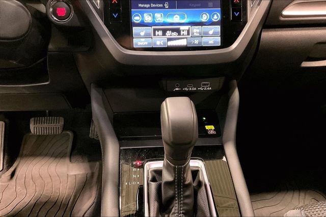 Used 2025 Subaru Forester Premium image 32