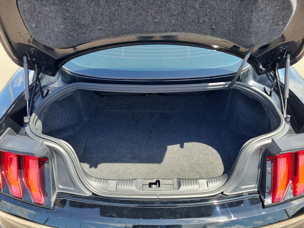 Used 2017 Ford Mustang GT Premium image 10